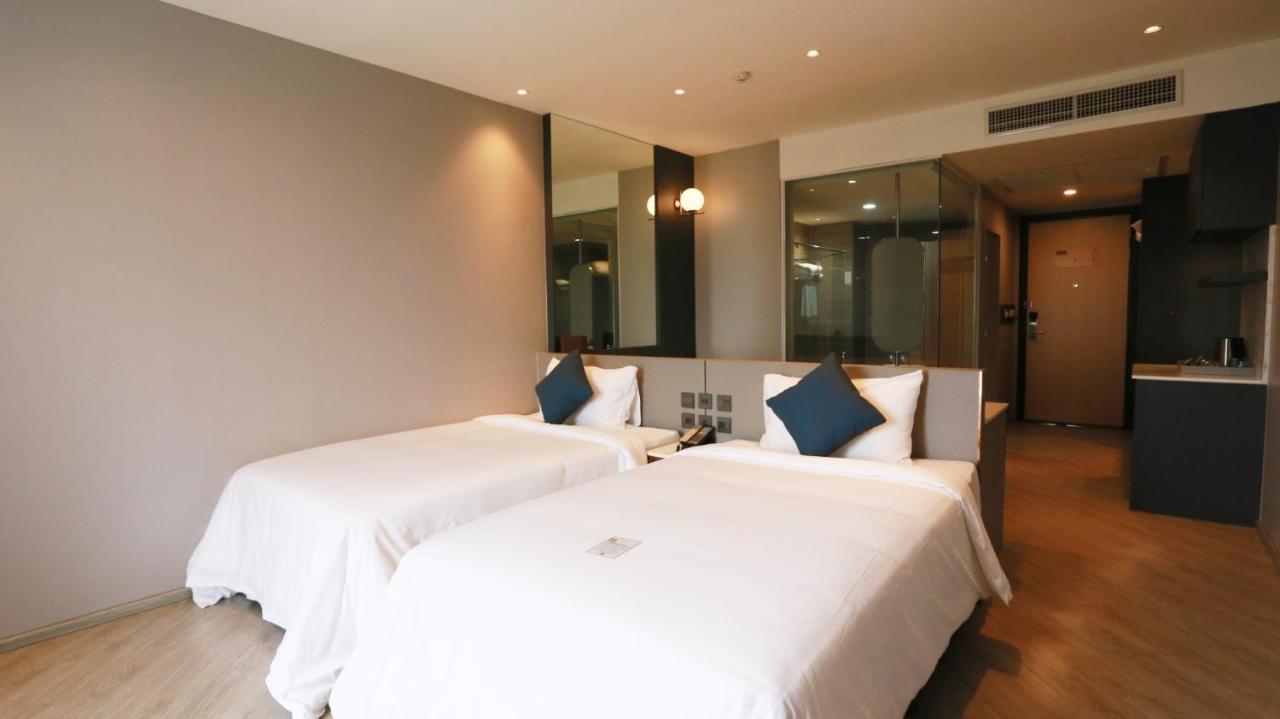 Golden City Rayong Hotel Zewnętrze zdjęcie