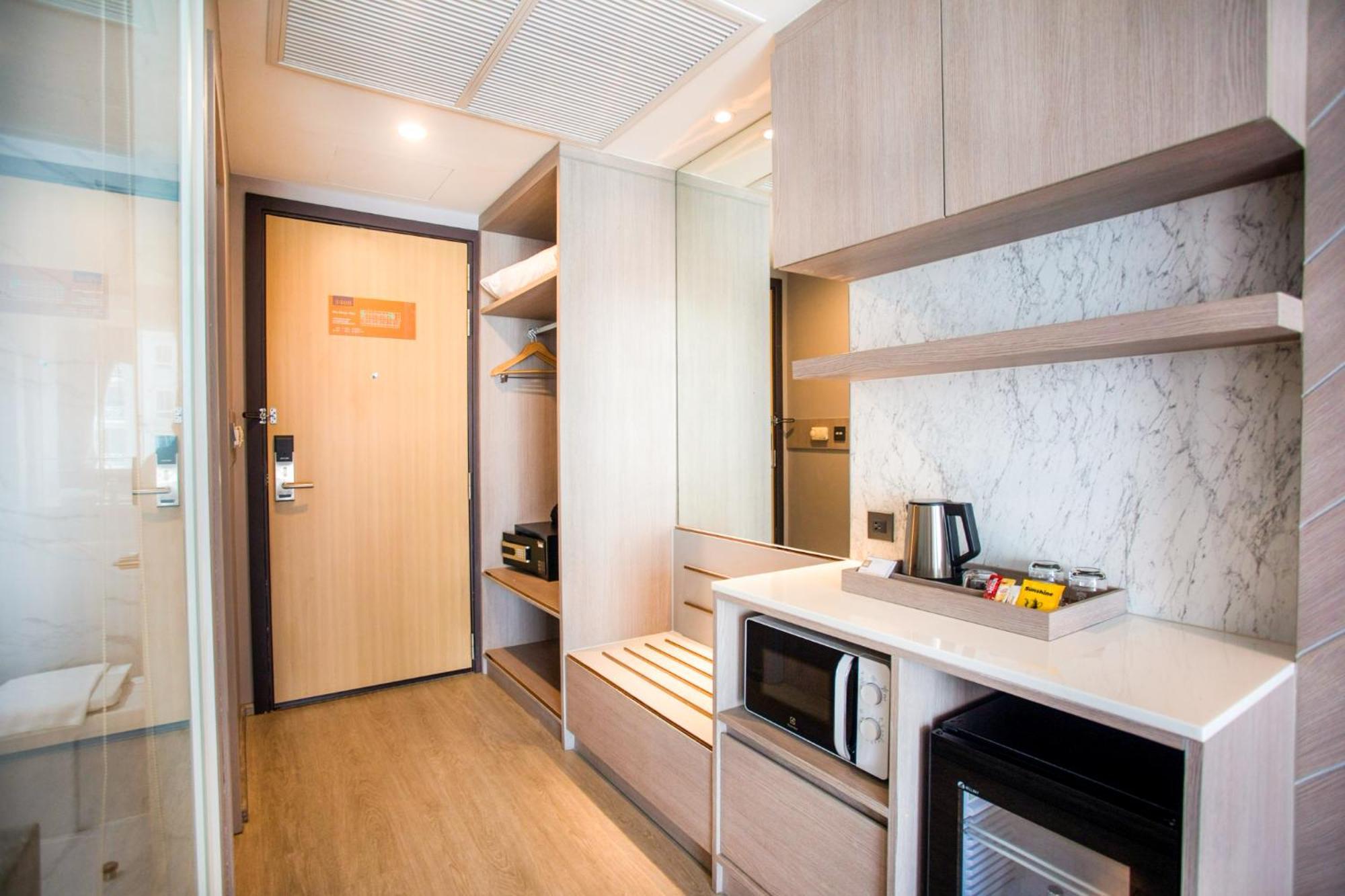 Golden City Rayong Hotel Zewnętrze zdjęcie