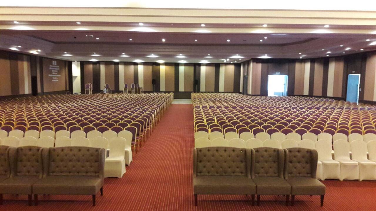 Golden City Rayong Hotel Zewnętrze zdjęcie