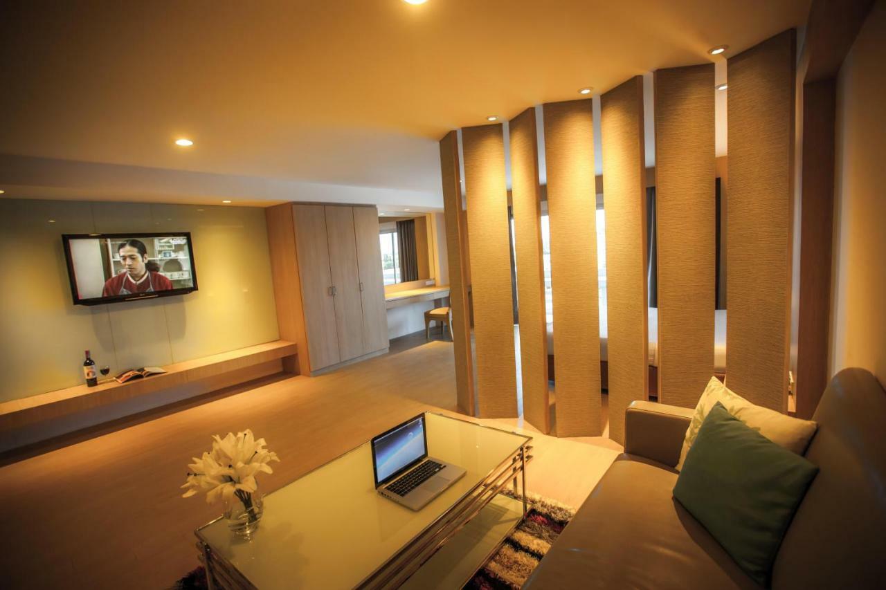Golden City Rayong Hotel Zewnętrze zdjęcie